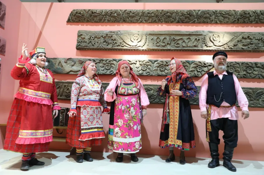 В Манеже Нижегородского кремля открылась выставка «Кустарь-художник: от промысла к народному искусству»