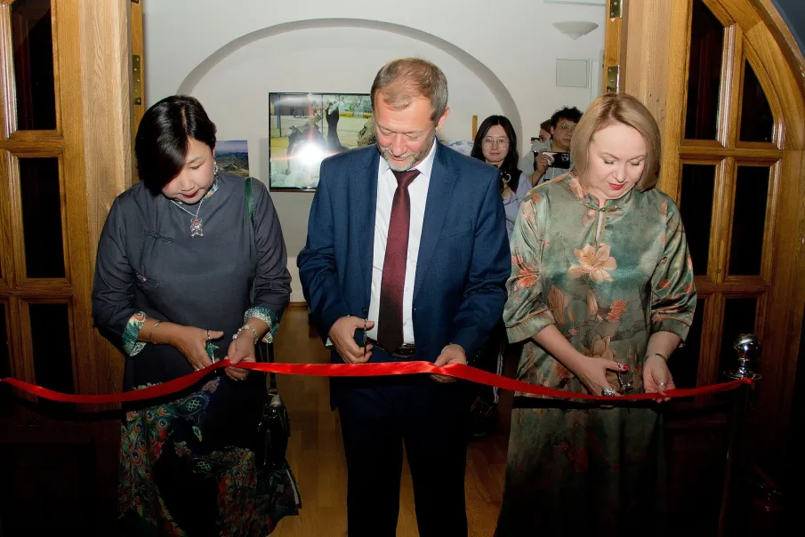 Нижегородский музей-заповедник принимает участие в выставке «Китайские коллекции музеев России» в Казани